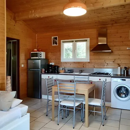 - La Petite Maison De Noemie
